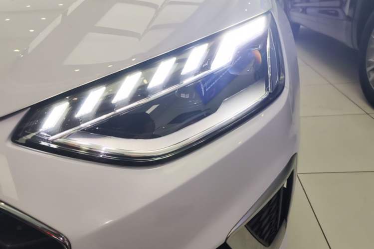 Used Audi A4L 2020 40 TFSI Fashion Dynamic Model Left Front Headlight