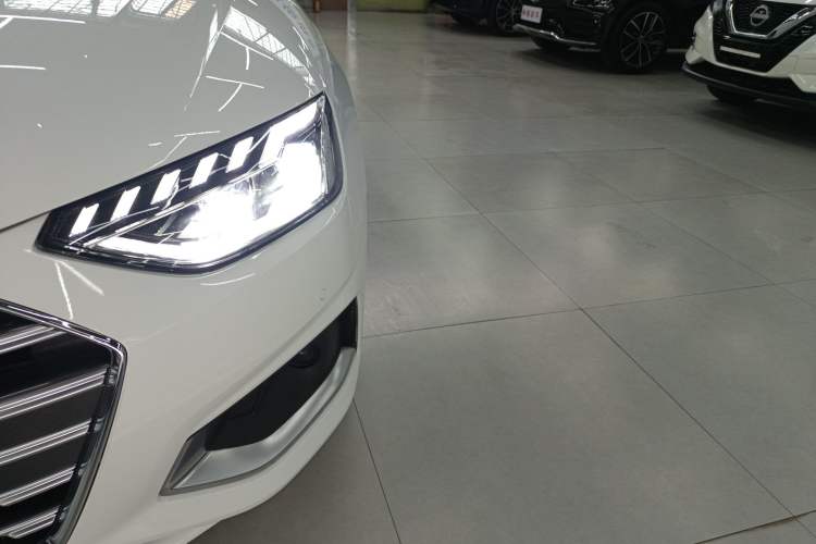 Used Audi A4L 2020 40 TFSI Luxury Dynamic Model Left Front Headlight