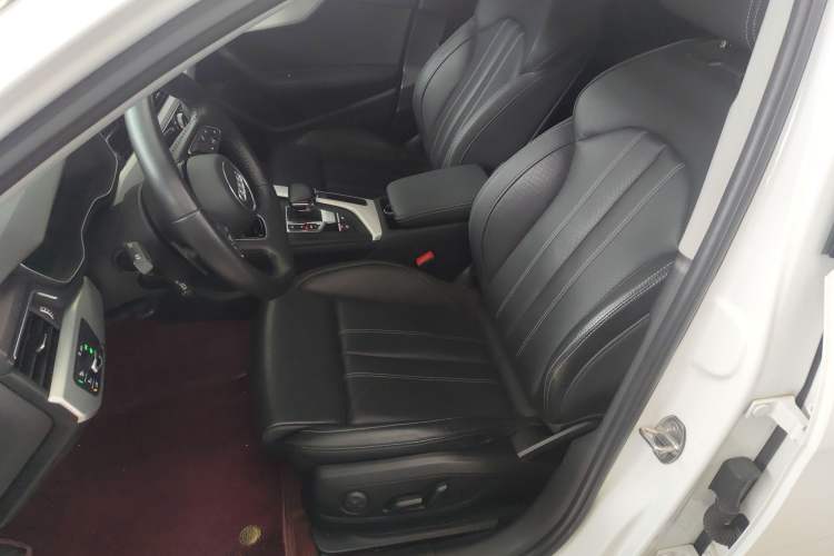 Used Audi A4L 2020 40 TFSI Luxury Dynamic Model Left Front Seat