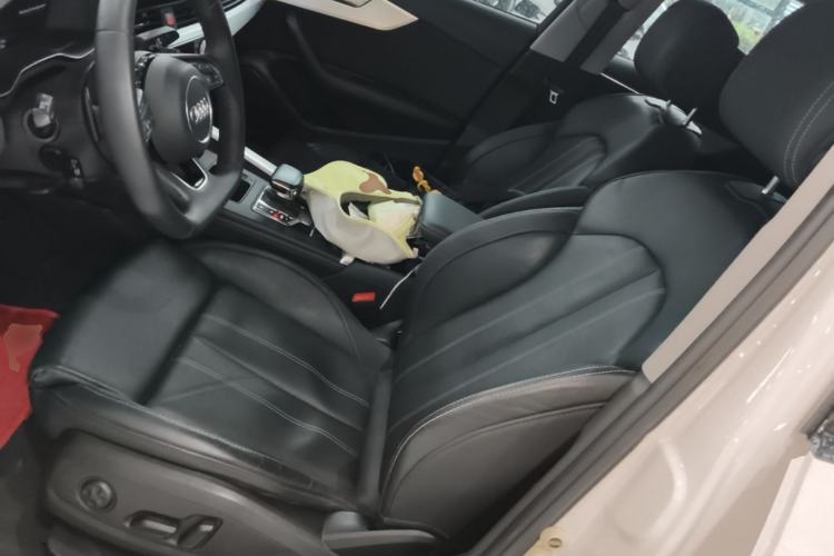 Used Audi A4L 2020 40 TFSI Fashion Dynamic Model Left Front Seat