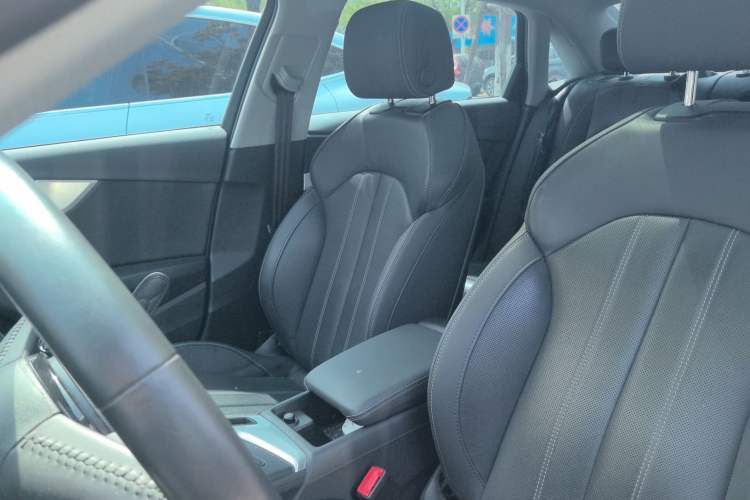 Used Audi A4L 2020 40 TFSI Fashion Dynamic Model Left Front Seat