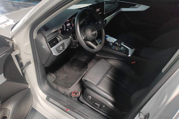 Used Audi A4L 2020 40 TFSI Fashion Dynamic Model Left Front Seat