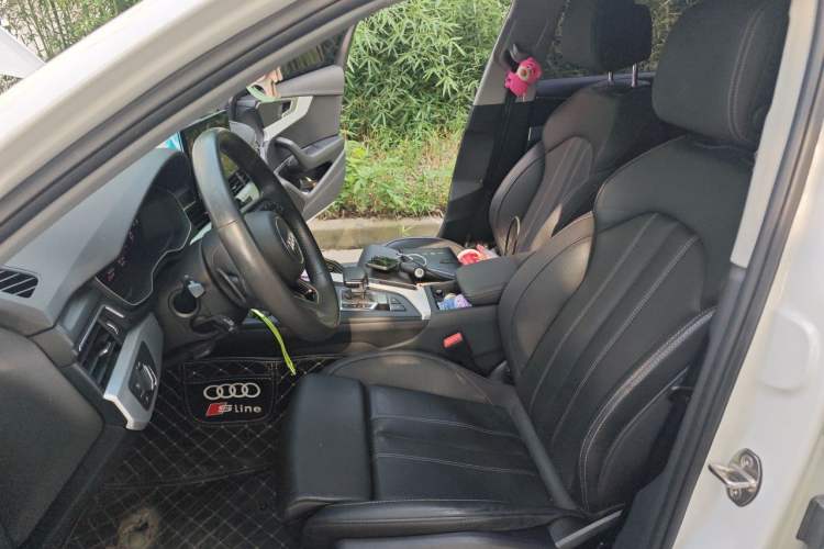 Used Audi A4L 2020 40 TFSI Fashion Dynamic Model Left Front Seat