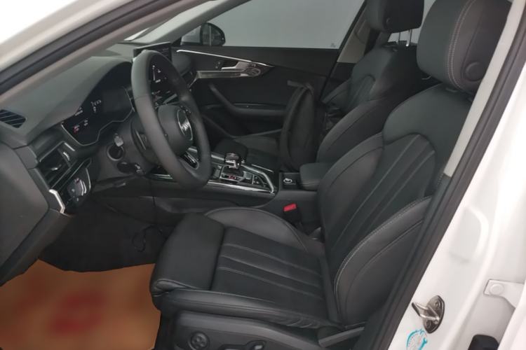 Used Audi A4L 2020 40 TFSI Fashion Dynamic Model Left Front Seat