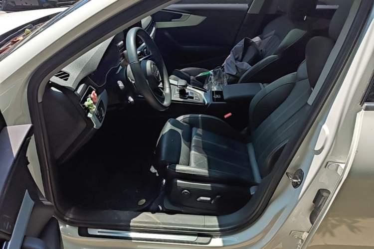 Used Audi A4L 2020 40 TFSI quattro Luxury Dynamic Model Left Front Seat