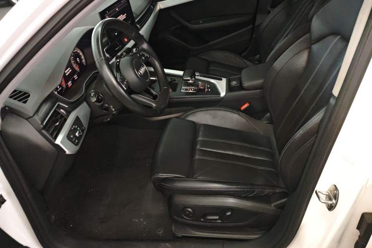 Used Audi A4L 2020 40 TFSI Fashion Dynamic Model Left Front Seat