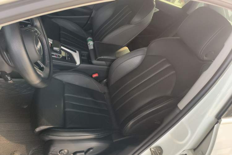 Used Audi A4L 2020 40 TFSI Fashion Dynamic Model Left Front Seat