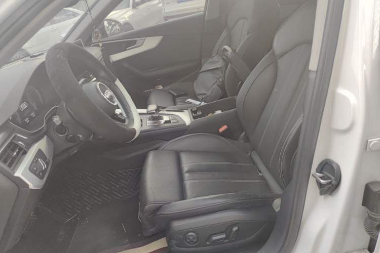 Used Audi A4L 2020 40 TFSI Luxury Dynamic Model Left Front Seat