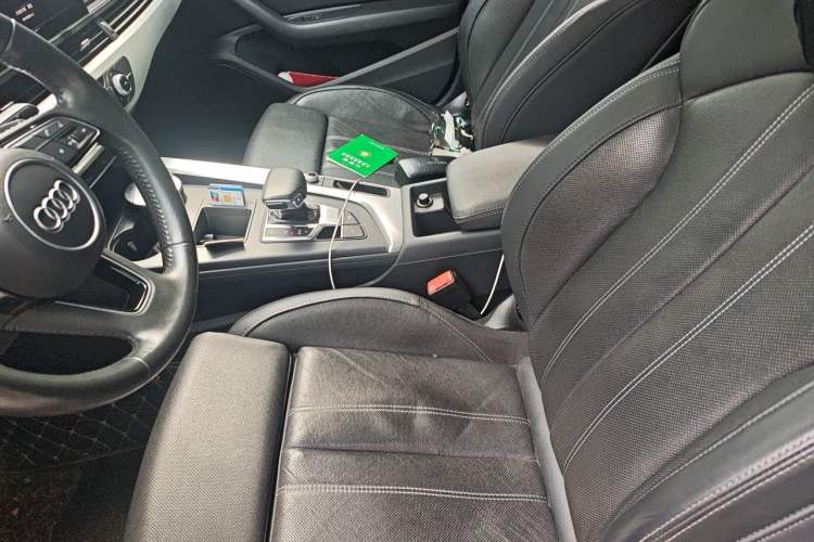 Used Audi A4L 2020 40 TFSI Fashion Dynamic Model Left Front Seat