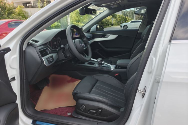 Used Audi A4L 2020 40 TFSI Fashion Dynamic Model Left Front Seat