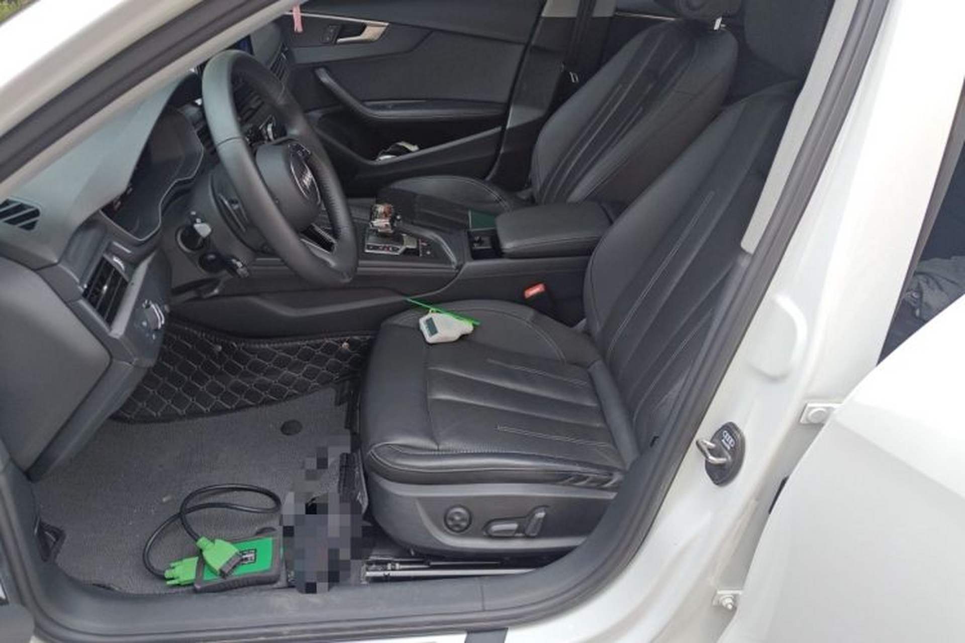 Used Audi A4L 2020 40 TFSI Luxury Prestige Edition Left Front Seat