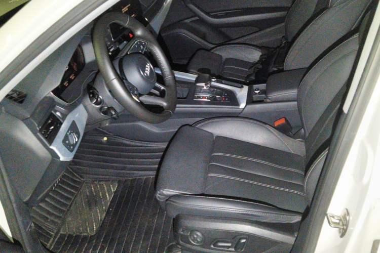 Used Audi A4L 2020 40 TFSI Fashion Dynamic Model Left Front Seat