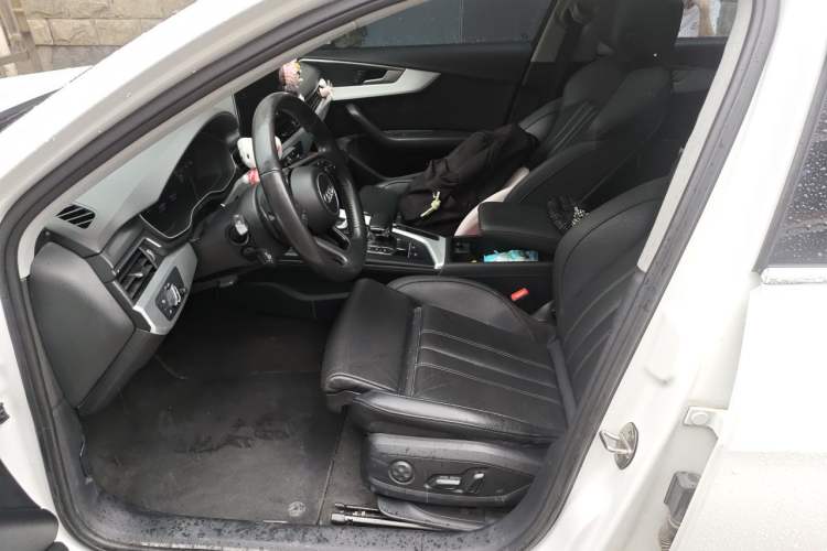 Used Audi A4L 2020 40 TFSI Fashion Dynamic Model Left Front Seat