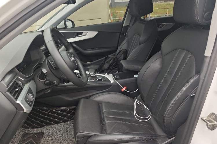 Used Audi A4L 2020 40 TFSI Luxury Dynamic Model Left Front Seat