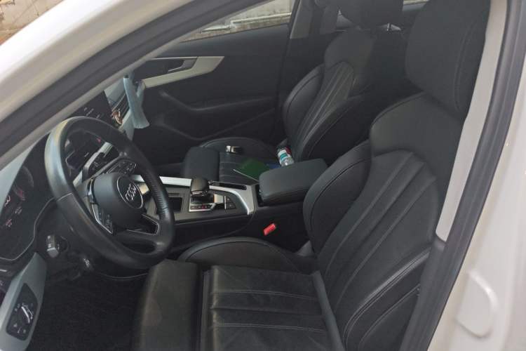 Used Audi A4L 2020 40 TFSI Luxury Dynamic Model Left Front Seat