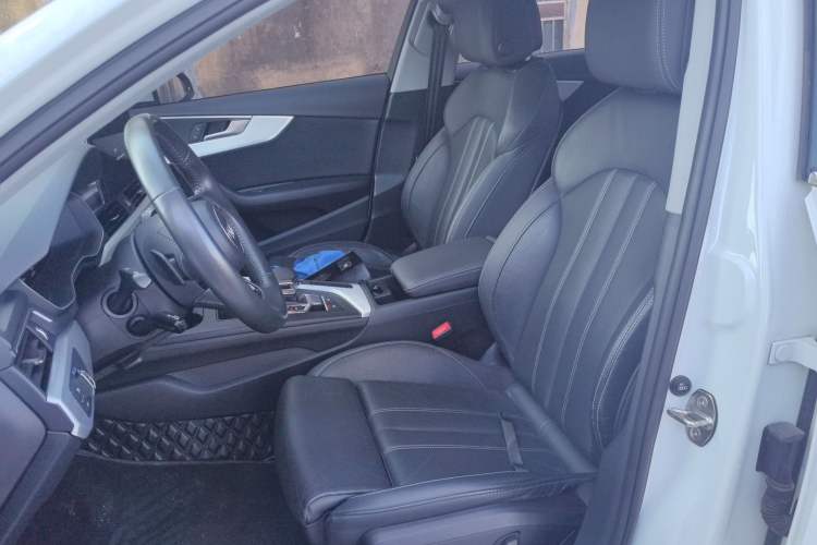 Used Audi A4L 2020 40 TFSI Fashion Dynamic Model Left Front Seat