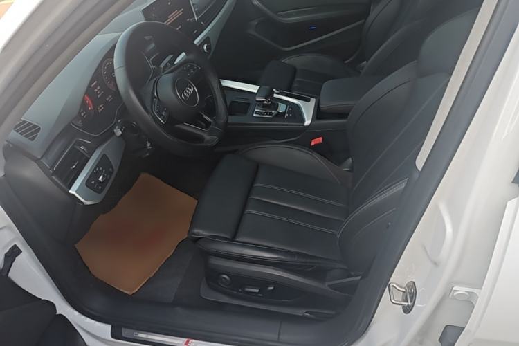 Used Audi A4L 2020 40 TFSI Fashion Dynamic Model Left Front Seat