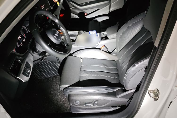 Used Audi A4L 2020 40 TFSI Fashion Dynamic Model Left Front Seat