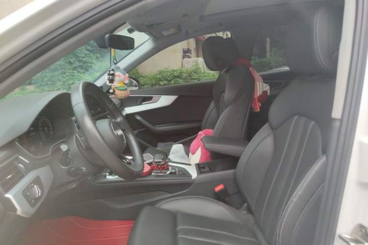 Used Audi A4L 2020 40 TFSI Luxury Dynamic Model Left Front Seat