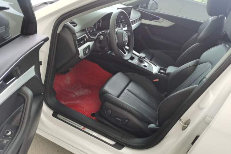 Used Audi A4L 2020 40 TFSI Fashion Dynamic Model Left Front Seat