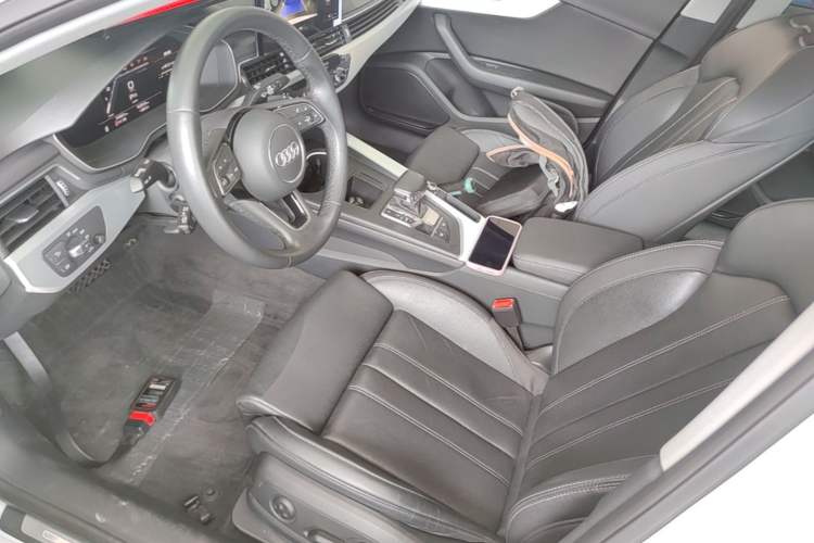 Used Audi A4L 2020 40 TFSI Luxury Dynamic Model Left Front Seat