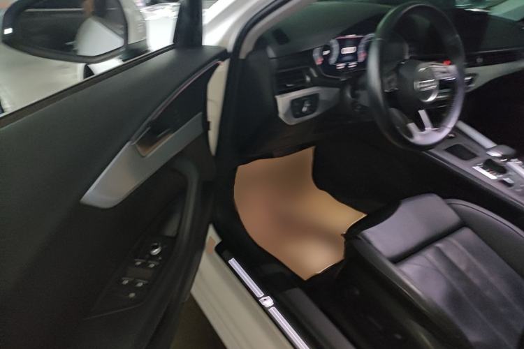Used Audi A4L 2020 40 TFSI Luxury Dynamic Model Left Front Seat