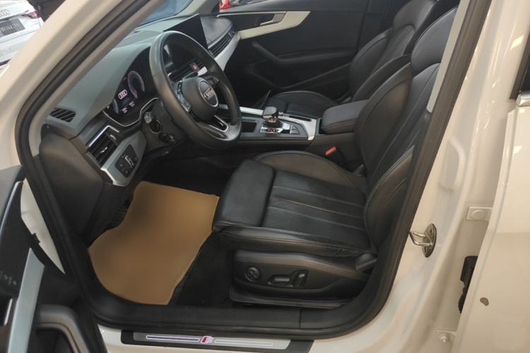 Used Audi A4L 2020 40 TFSI Fashion Dynamic Model Left Front Seat