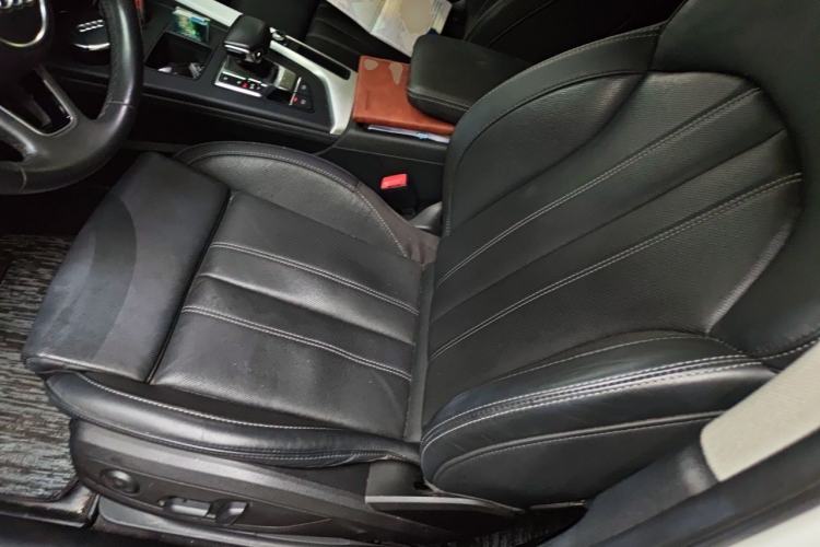Used Audi A4L 2020 40 TFSI Fashion Dynamic Model Left Front Seat