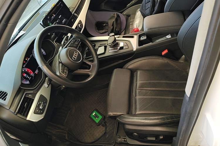 Used Audi A4L 2020 40 TFSI Fashion Dynamic Model Left Front Seat