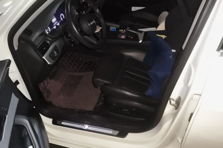 Used Audi A4L 2020 40 TFSI Fashion Dynamic Model Left Front Seat