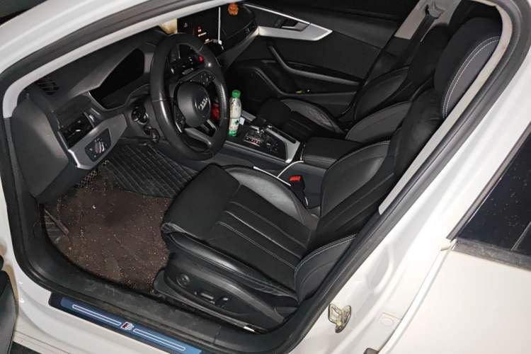 Used Audi A4L 2020 40 TFSI Fashion Dynamic Model Left Front Seat