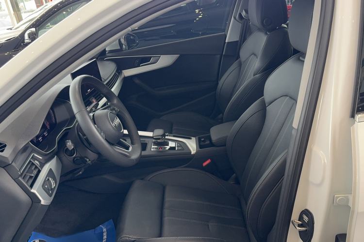 Used Audi A4L 2020 40 TFSI Fashion Dynamic Model Left Front Seat