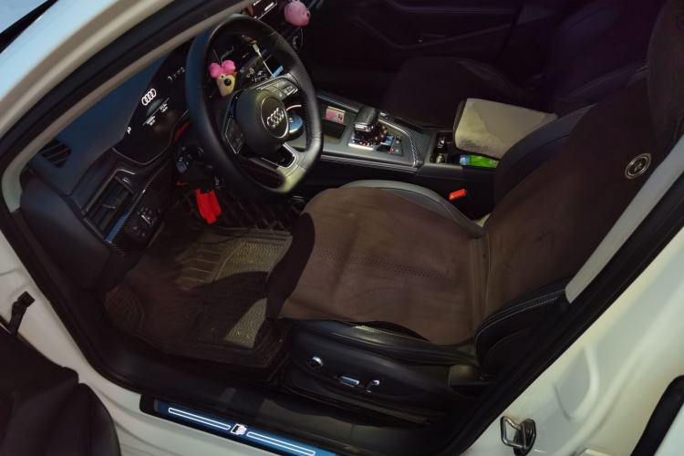Used Audi A4L 2020 40 TFSI Luxury Dynamic Model Left Front Seat