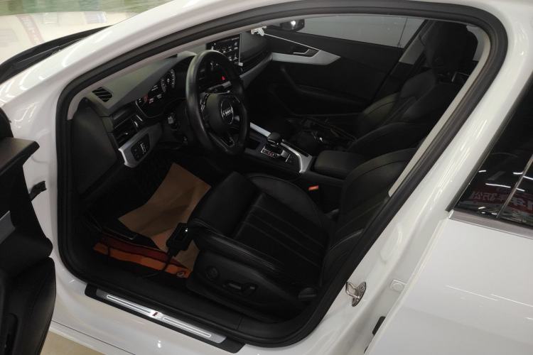 Used Audi A4L 2020 40 TFSI Fashion Dynamic Model Left Front Seat
