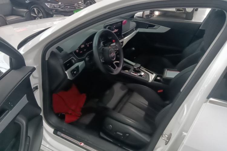 Used Audi A4L 2020 40 TFSI Fashion Dynamic Model Left Front Seat