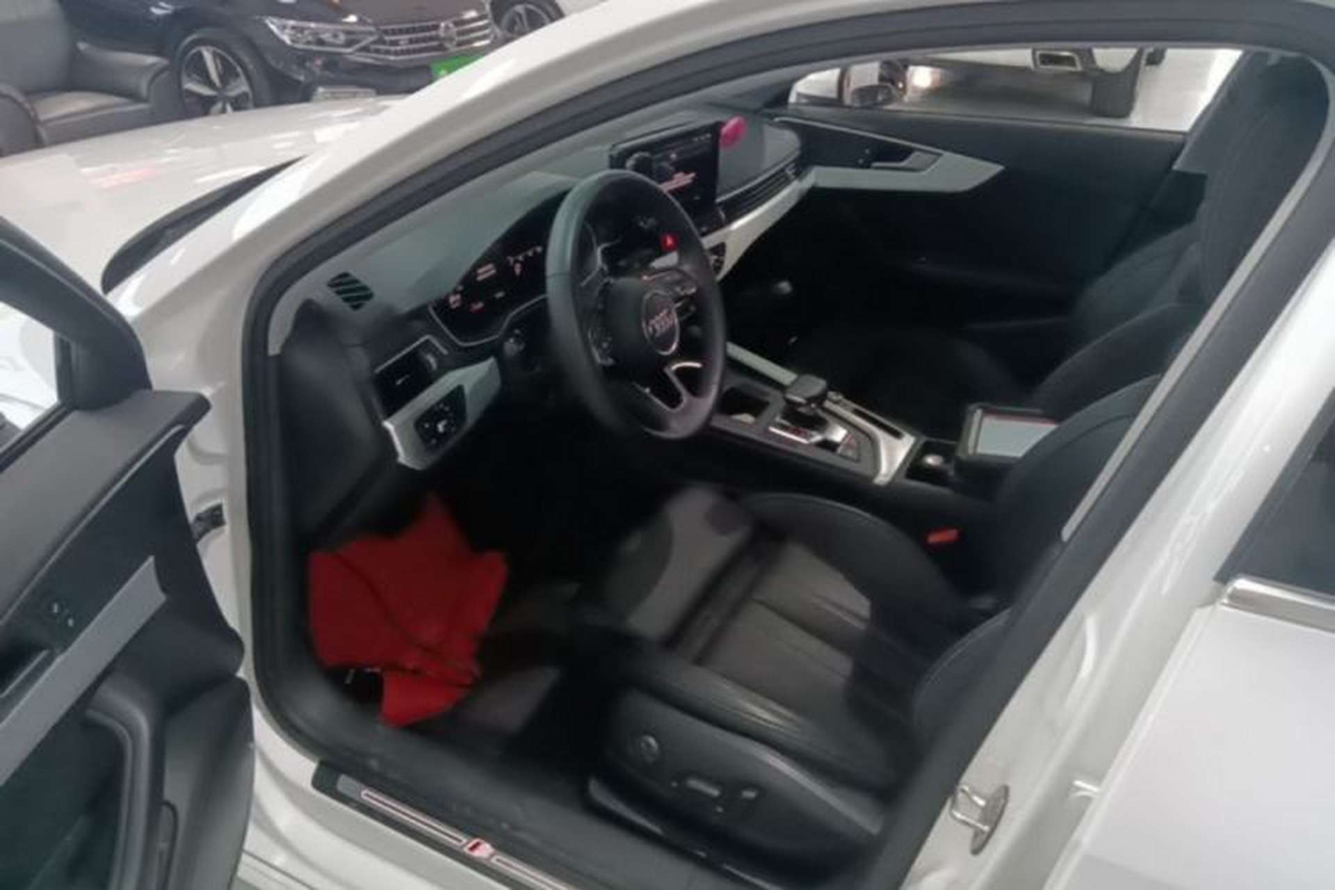 Used Audi A4L 2020 40 TFSI Fashion Dynamic Model Left Front Seat