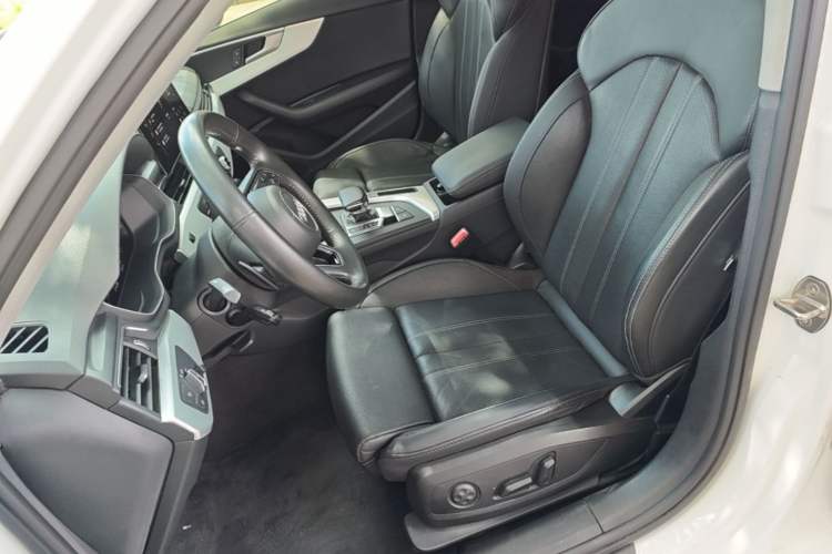 Used Audi A4L 2020 40 TFSI Fashion Dynamic Model Left Front Seat