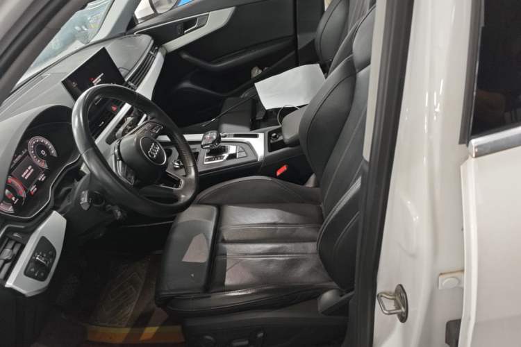 Used Audi A4L 2020 40 TFSI Luxury Dynamic Model Left Front Seat