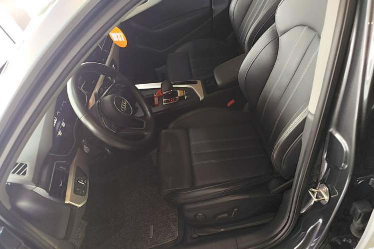 Used Audi A4L 2020 40 TFSI Fashion Dynamic Model Left Front Seat