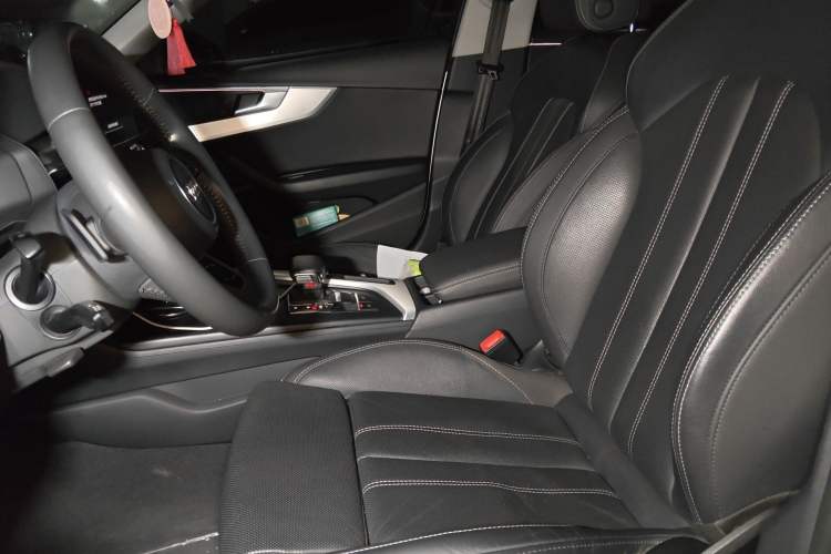 Used Audi A4L 2020 40 TFSI Luxury Dynamic Model Left Front Seat