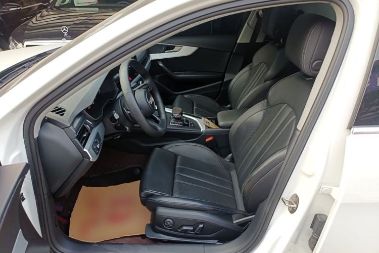 Used Audi A4L 2020 40 TFSI Fashion Dynamic Model Left Front Seat