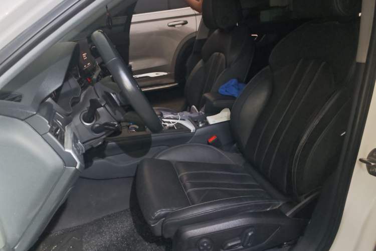 Used Audi A4L 2020 40 TFSI Luxury Dynamic Model Left Front Seat