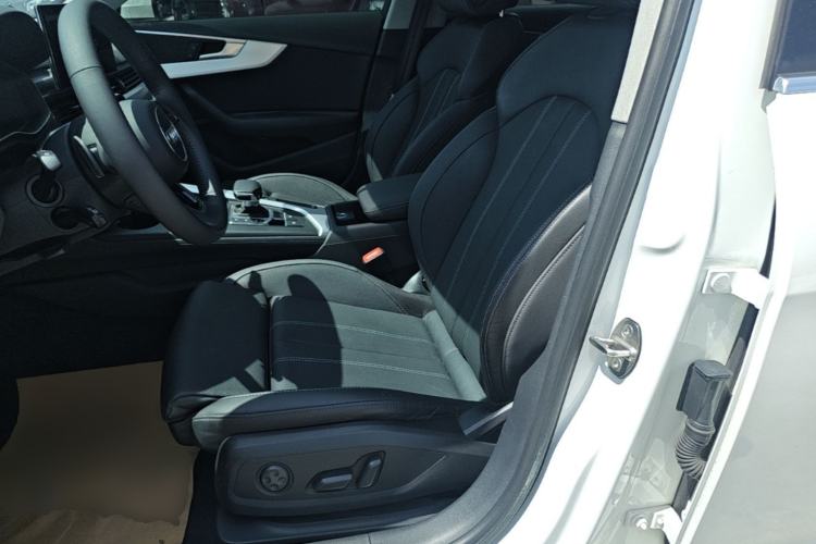 Used Audi A4L 2020 40 TFSI Luxury Dynamic Model Left Front Seat