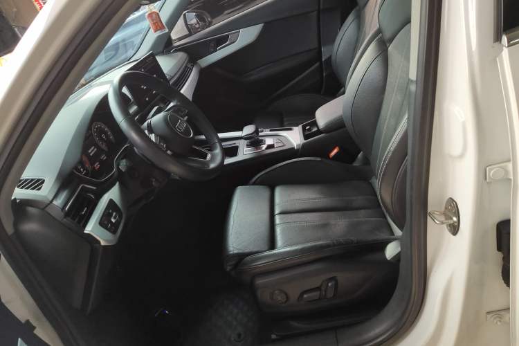 Used Audi A4L 2020 40 TFSI Fashion Dynamic Model Left Front Seat