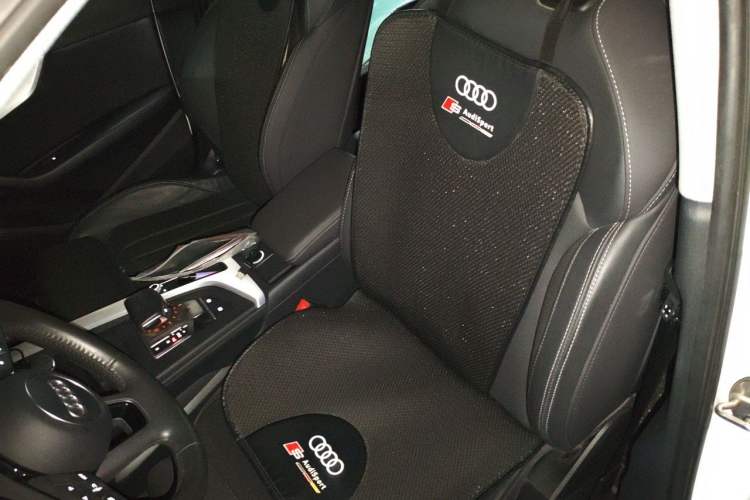 Used Audi A4L 2020 40 TFSI Fashion Dynamic Model Left Front Seat