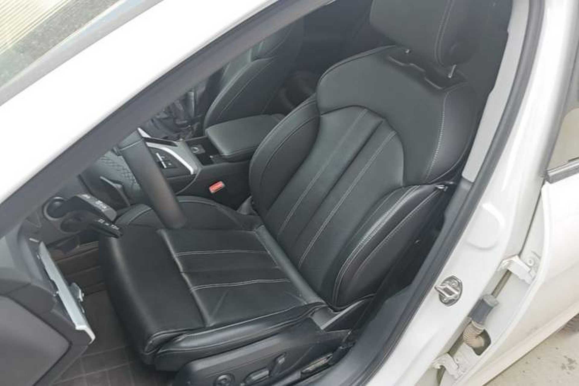Used Audi A4L 2020 40 TFSI Fashion Dynamic Model Left Front Seat