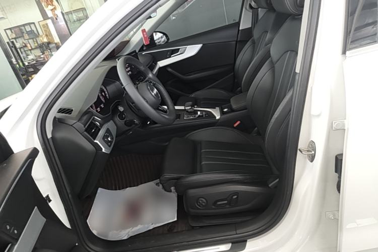 Used Audi A4L 2020 40 TFSI Fashion Dynamic Model Left Front Seat