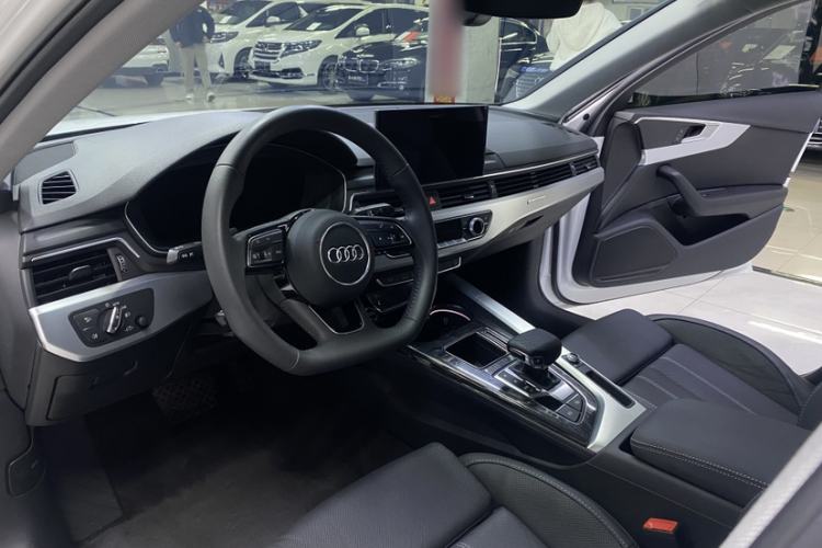 Used Audi A4L 2020 40 TFSI quattro Luxury Dynamic Model Left Front Seat