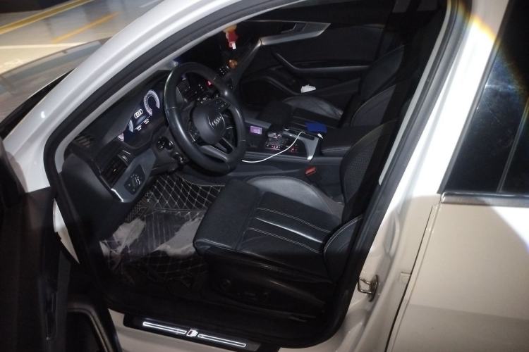 Used Audi A4L 2020 40 TFSI Fashion Dynamic Model Left Front Seat
