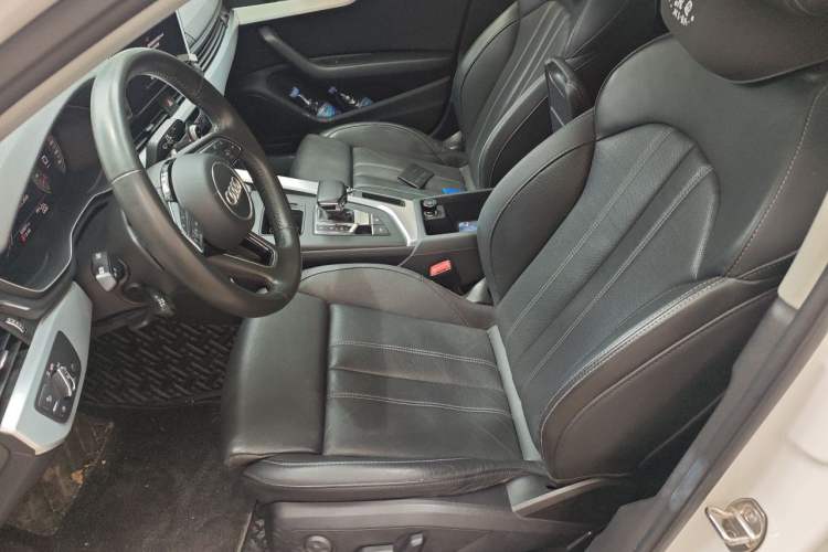 Used Audi A4L 2020 40 TFSI Fashion Dynamic Model Left Front Seat